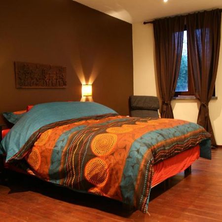 B&B La Chapelle Au Puits La Louvière Стая снимка